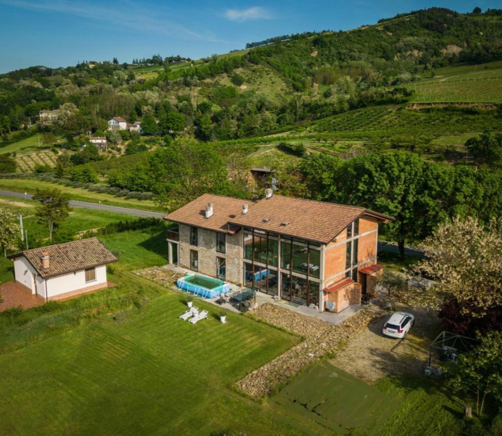 Villa Cristallo Private Apartment Fontanelice Kültér fotó